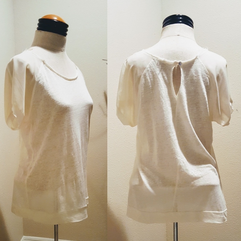 Ivory linen jersey knit top w/ sheer sleeve 💕